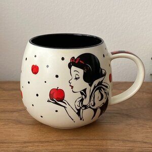 Snow White Apple Mug, Tokyo Disney Resort, Made in Japan